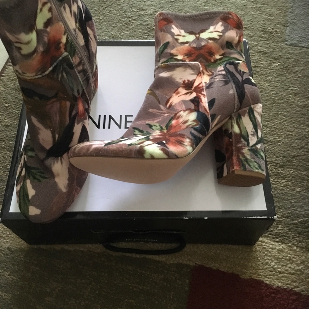 Nine West Multicolor Floral Heeled Boots